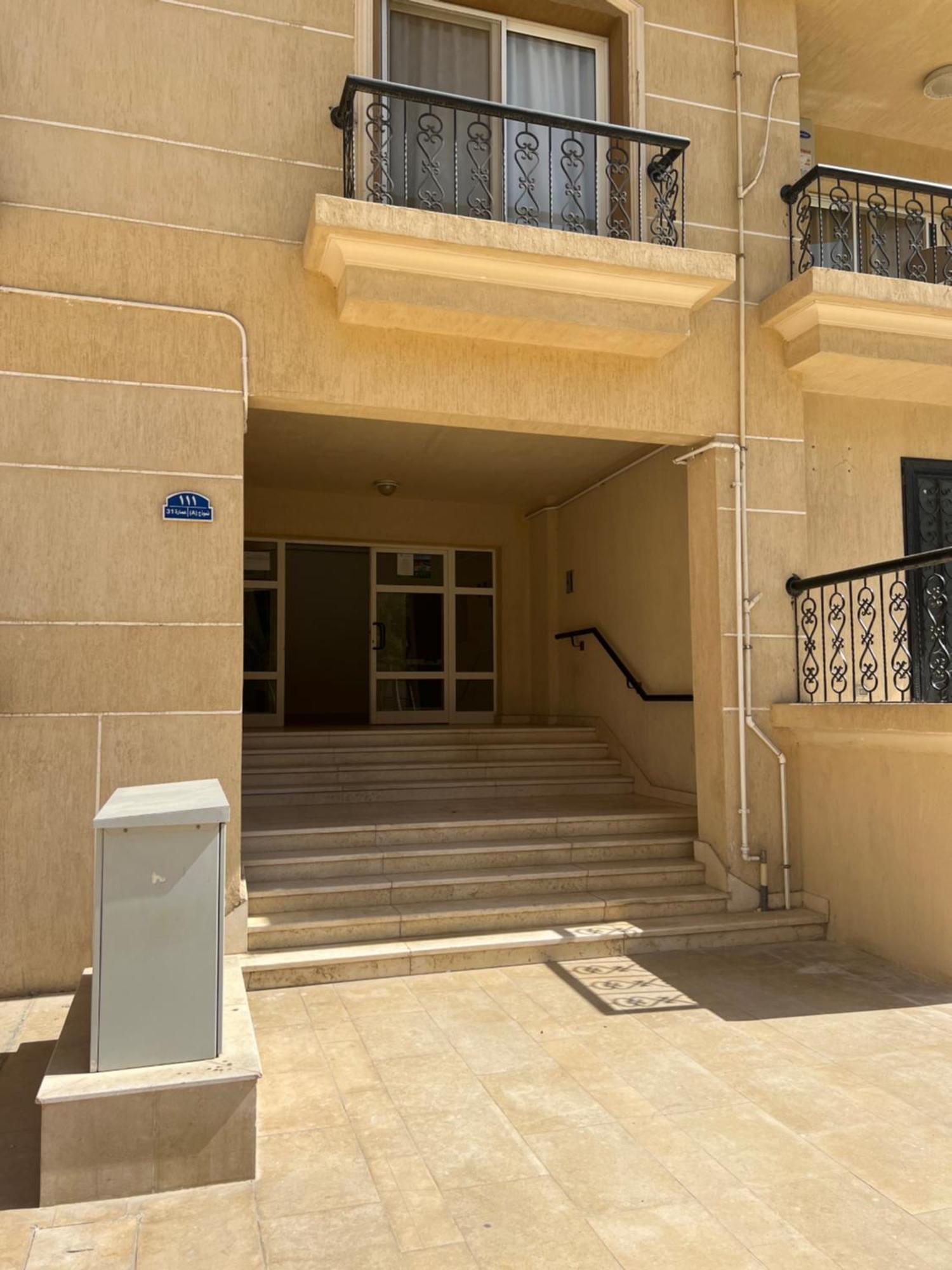 Apartmenttt In El Rehab *