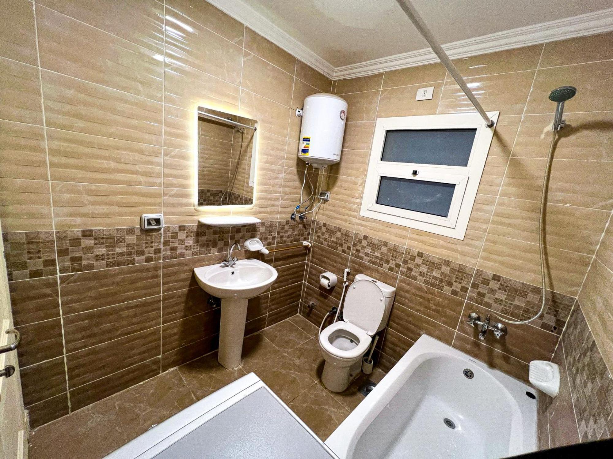 Apartmenttt In El Rehab * Cairo