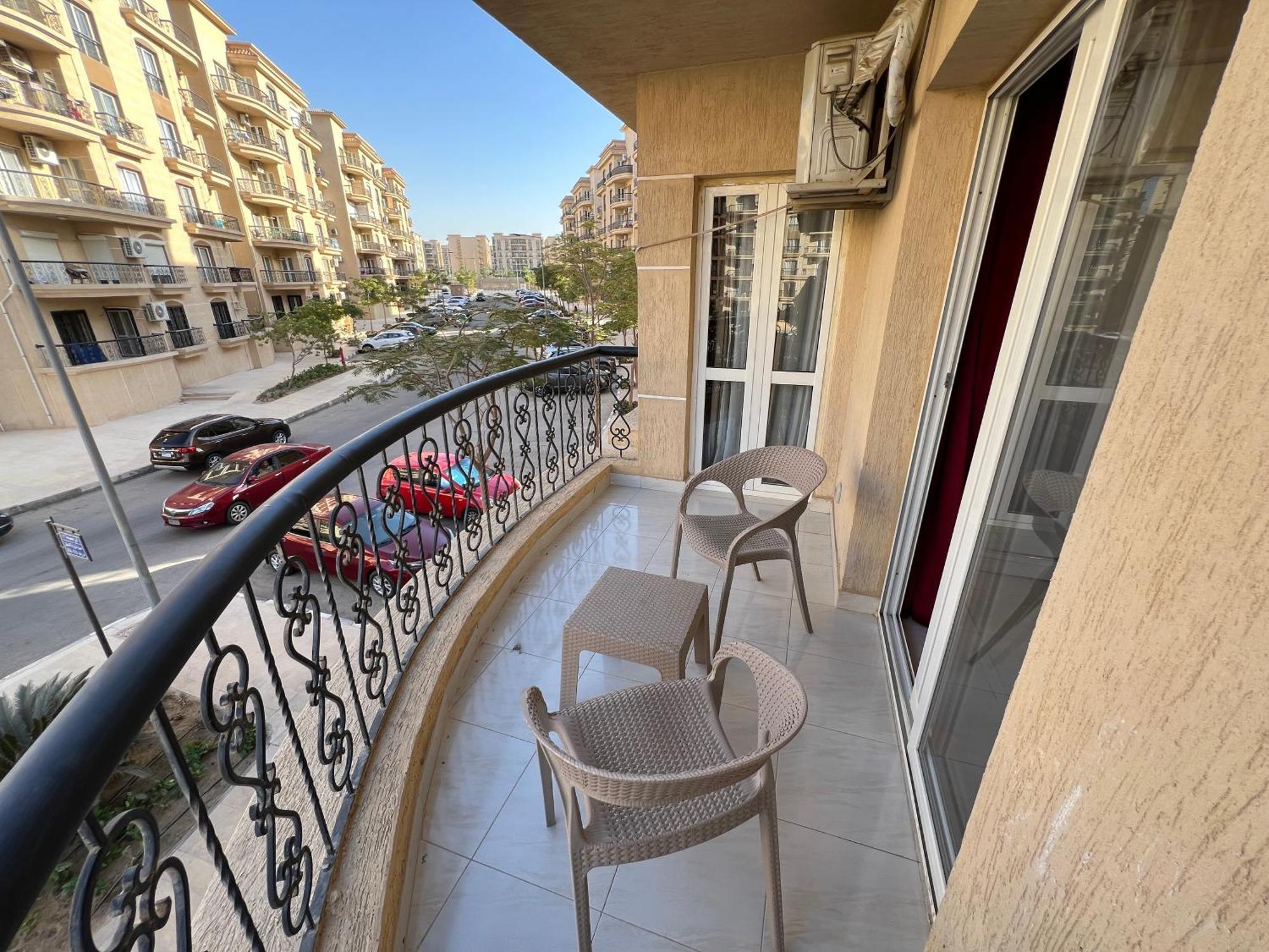 Apartmenttt In El Rehab Caïro